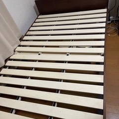 Iris Plaza セミダブル　ベッド