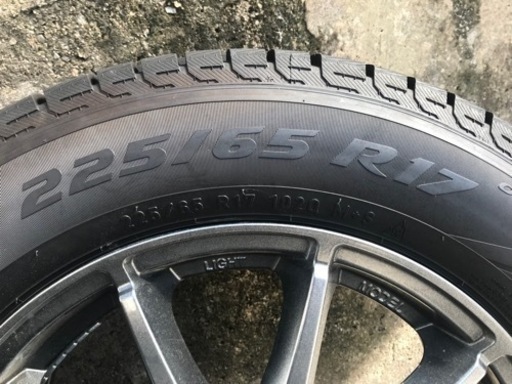 [美品] 225/65R17 X-TRAIL スタッドレス4本セット