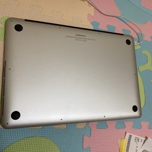 MACBOOKPro 15.4インチ i7 8GB 256GB 充放電回数25