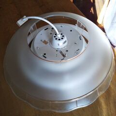 ペンダント照明（吊り下げ式）8畳相当　中古品