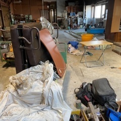 廃屋からのガラクタ処分