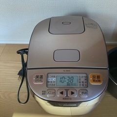 象印　炊飯器