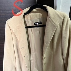 女性用コート　ベージュSサイズ