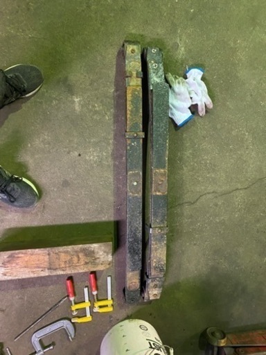 キャリー63純正リーフ　左右セット