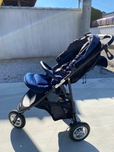 アップリカ　スムーヴプレミアムベビーカー