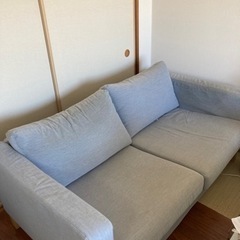 IKEA2人掛けソファ