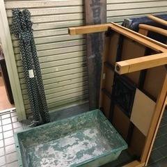 ※一旦受付停止※★色々★無料★ 折りたたみベッド、こたつ、鳩防止ネットなどの画像