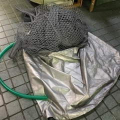 ※一旦受付停止※★色々★無料★ 折りたたみベッド、こたつ、鳩防止ネットなどの画像