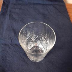 6個セットの切込み細工のグラス(大)です。の画像
