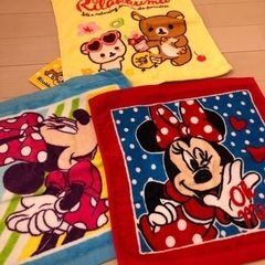 ✨新品✨フェイスタオル（幼稚園吊り下げタオルにできます）3枚セットディズニー　リラックマの画像