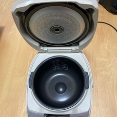 【取り置き中】炊飯器5合炊きの画像