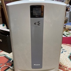 ダイキン加湿空気清浄機 MCK70P-W