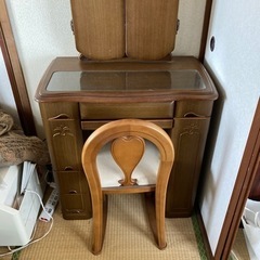 値下げしました！アンティーク調三面鏡ドレッサー