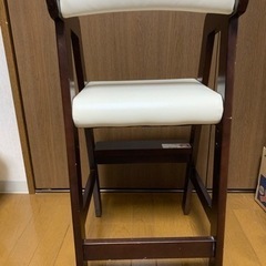 子供用ダイニングチェアの画像