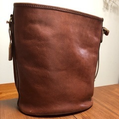 HERZの革バッグ