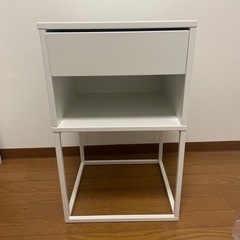 IKEA ベッドサイドテーブル【取りに来ていただける方限定】