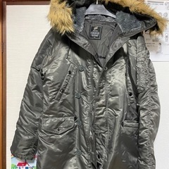 冬の上着の画像