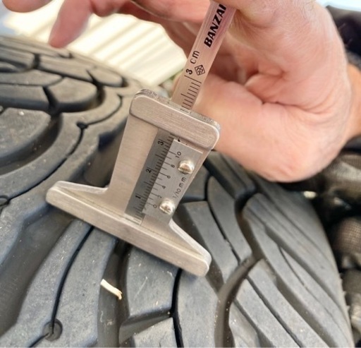 総額50万【タイヤ超美品】ワーゲントゥアレグタイヤ4本セットOZホイール付　265/50R20 ポルシェカイエン　アウディQ7 総額50万円【タイヤ超美品】ワーゲントゥアレグタイヤOZホイールセット