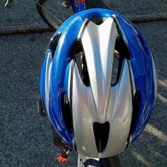 ⭐受付終了します⭐子供用自転車２２インチ　ヘルメットの画像