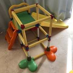 トイローヤル　ロディ　ジャングルジム付き滑り台