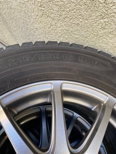 2019年製グッドイヤーアイスナビ 215/65R16 4本セット