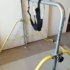 子供用　室内鉄棒　※近隣の方お届けします