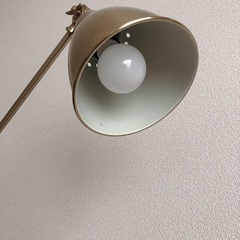 IKEA フロアランプの画像