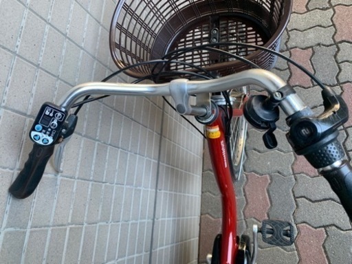 クリスマスSALE 東京23区配達無料　新基準　YAMAHAヤマハ　パスナチュラ　8.1Ah リチウム 電動自転車 中古26