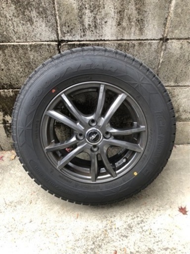 スタッドレスタイヤ ４本セット