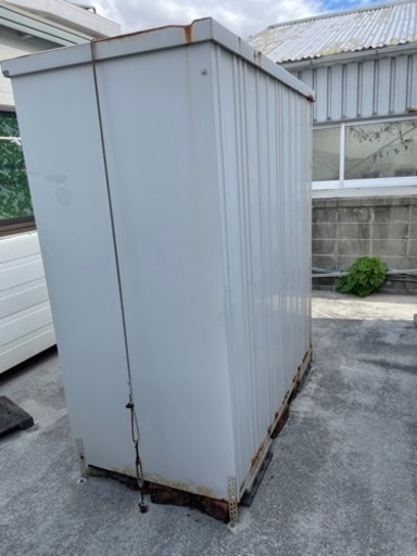タクボ　物置