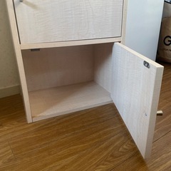 3段ボックス　扉付き　取引中の画像