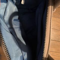 ノンブランドのバッグ（モカベージュ系の色）の画像