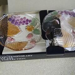 SOGAフルーツ柄で奇麗なガラス皿、5枚セット”新品”箱入り。の画像