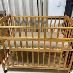 ベビーベッド