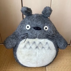 トトロのぬいぐるみ