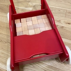 BRIO ブリオ　手押し車の画像