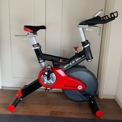 スピンバイク　エアロバイク　室内バイク　スピニング　屋内自転車