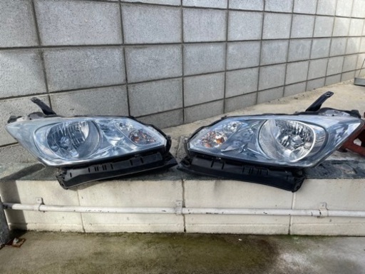 GP3 フリードハイブリッド　ヘッドライトセット⭐︎