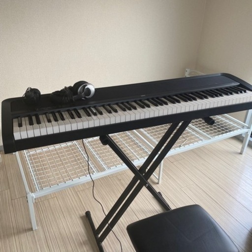 電子ピアノ　KORG B2  スタンド＋イス付き
