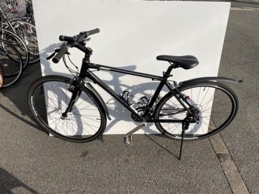 クロスバイク　黒（700C）16段変速
