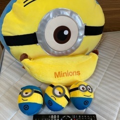ミニオンクッションとぬいぐるみ三兄弟