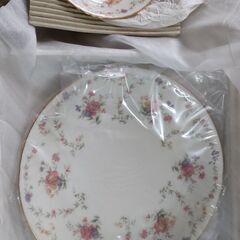 Noritake  大皿 １枚  ケーキ皿 ５枚
