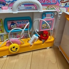 美品　アンパンマン  びょういんの画像