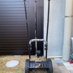 IFUDO 「ラク刈る」手動芝刈り機・芝刈り・バリカン・草刈機・草