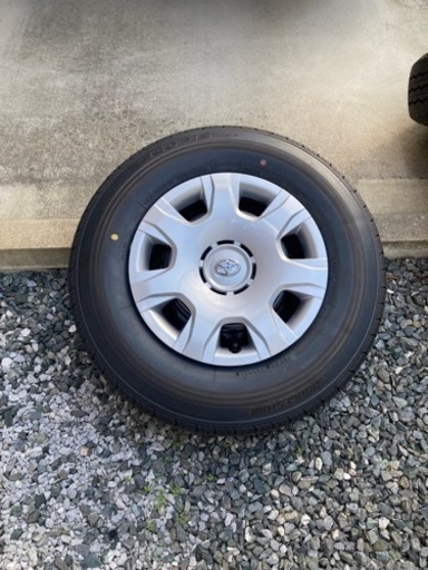 ハイエースバン　純正タイヤホイール付　4本セット　新車外し