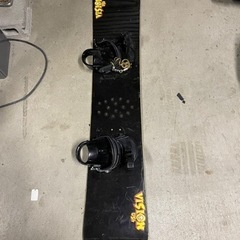 スノーボード2枚　ソリ１個　セットでの画像