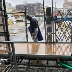 全額日払い！半日7000〜！荷揚げ、資材搬入