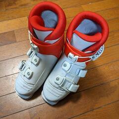 決まりました、TOMOROS スキーブーツ サイズ 4