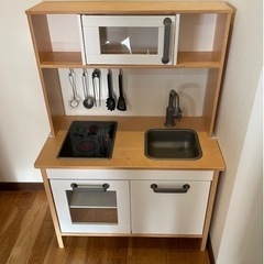 IKEA おままごとキッチン　食材、道具おもちゃ付きの画像