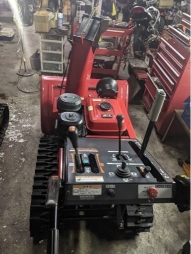 ホンダ除雪機　HS980 電動シューターHST サイドクラッチ
